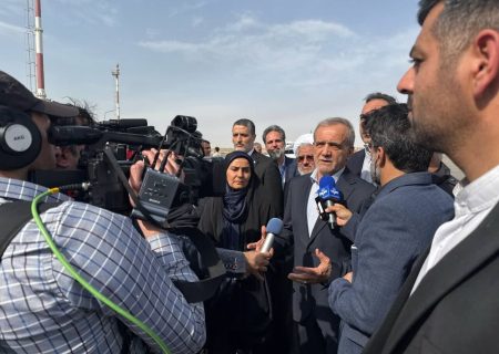 رییس جمهور: دولت پیگیر رفع مسائل مرتبط با حادثه بندر شهید رجایی است