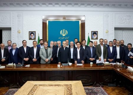 حضور شهردار بندرعباس در نشست شهرداران کلان‌شهرها با رئیس‌جمهور