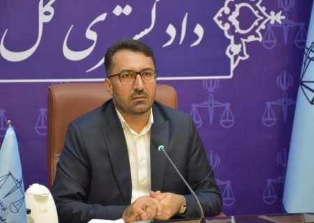 در مقابله با توطئه دشمن، مردم روشنگری و اتحاد را فراموش نکنند