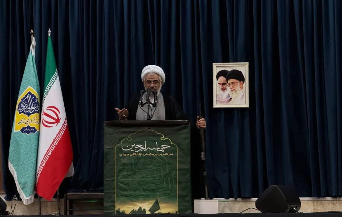 سفارش به تقوای الهی، هوشیاری در برابر نفوذ دشمن و تجلیل از حرکت عظیم اربعین