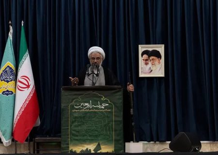 سفارش به تقوای الهی، هوشیاری در برابر نفوذ دشمن و تجلیل از حرکت عظیم اربعین