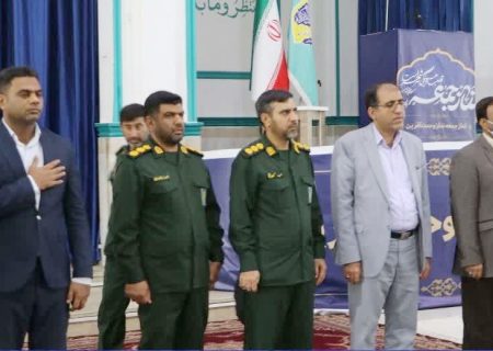 دانش آموزان در اردوی راهیان نور مقابله با تهدیدهای دشمنان را فرا می گیرند