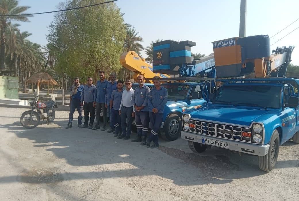 تعمیر و ساماندهی ۱۵۰ عدد روشنایی معابر در باغ شهر فین 