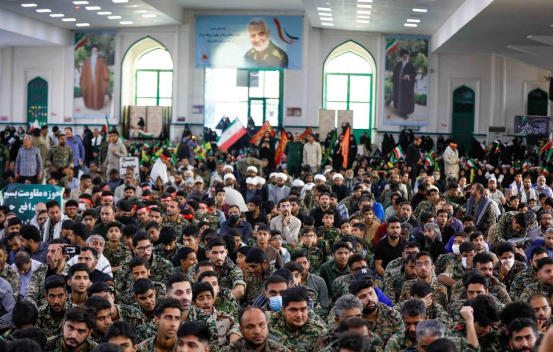حضور پرشور بسیجیان شهرستان بندرعباس در نمایش اقتدار 5 آذر