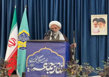 تقوا، عزت اسلامی و تبعیت از ولایت رمز پیروزی ملت ایران است