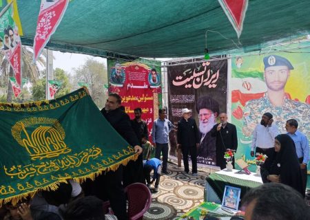 ویژه‌برنامه «زیر سایه خورشید» با حضور کاروان خدام رضوی در روستای نصیرایی میناب برگزار شد