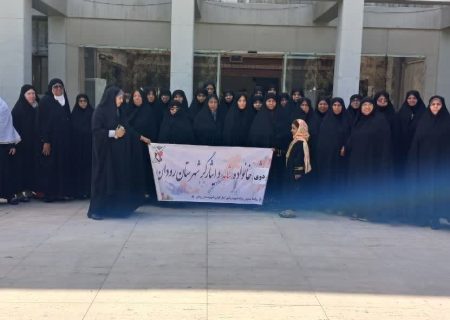 همسران شهدای هرمزگان در اردوی زیارتی شیراز از خدمات پایش سلامت بهره‌مند شدند