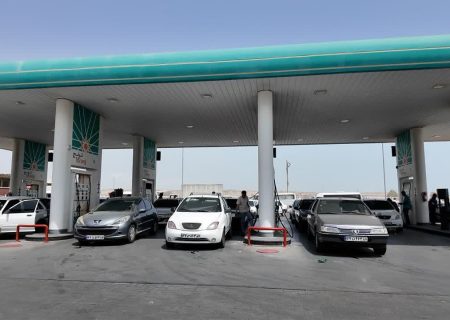 برخورد قاطع با قاچاق سوخت در جایگاه‌های عرضه سوخت هرمزگان 
