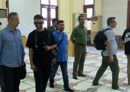 دیدار خبرنگاران خارجی با امام جمعه اهل سنت بندرعباس