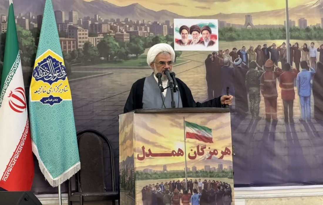حفظ وحدت ملی امروز از هر موضوع دیگری واجب‌تر است