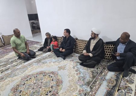 تجلیل مدیرکل بنیاد شهید هرمزگان از مجروحان جنگ تحمیلی سوم در میناب